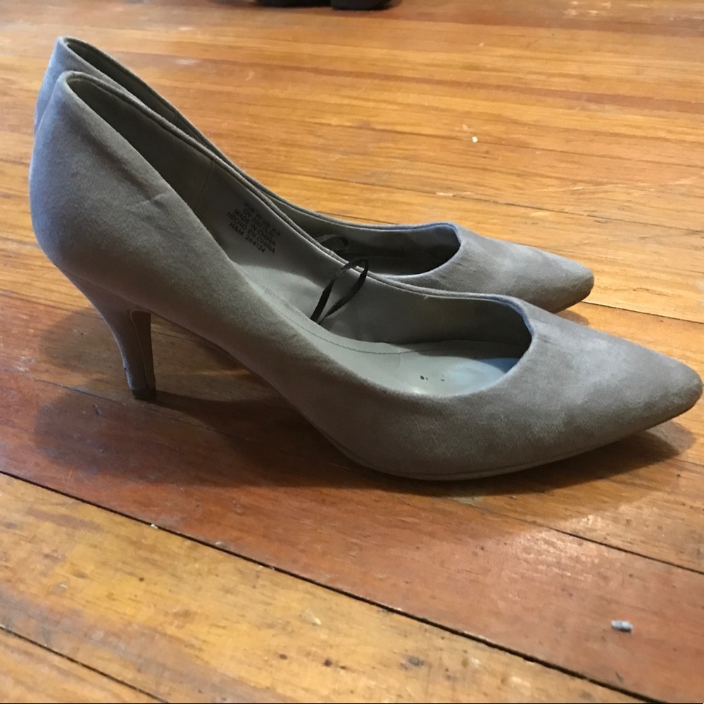 Barely worn Faux Suede heels.